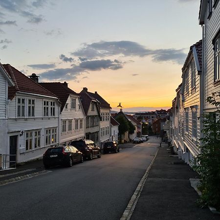 Апартаменты Floyen Townhouse Берген Экстерьер фото